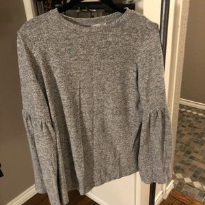 Zara Grey Trumpet Sleeve Sweater Sz M